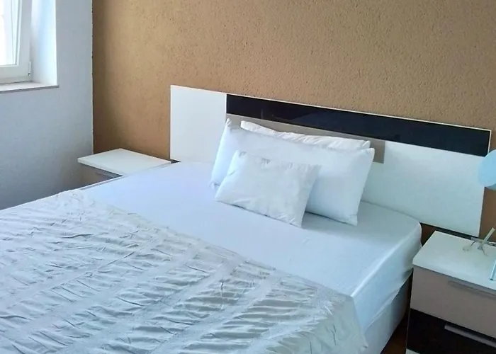 El Castell * Els Poblets